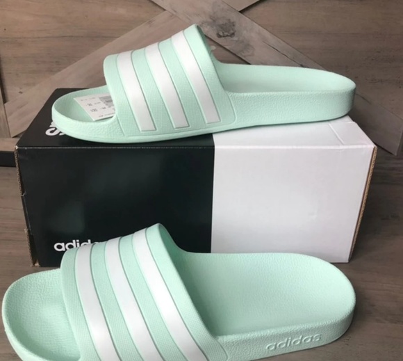 adidas adilette mint